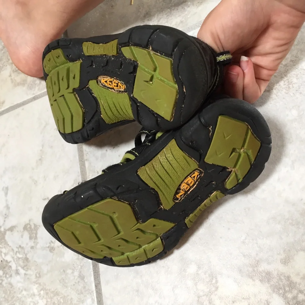 Youth Keen Newport Green Water/Hiking Sandals